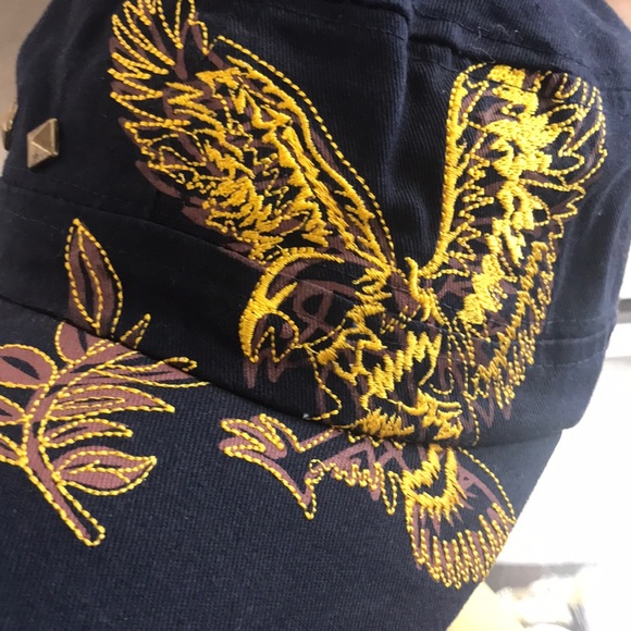 Hat - Picture 4 of 4